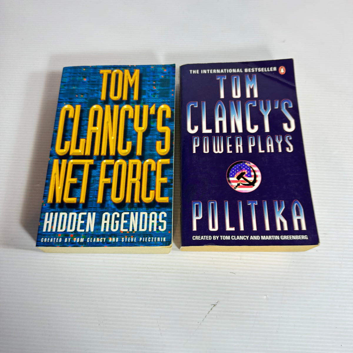 Tom Clancy Bundle x 2 : Politika & Hidden Agendas (3457)