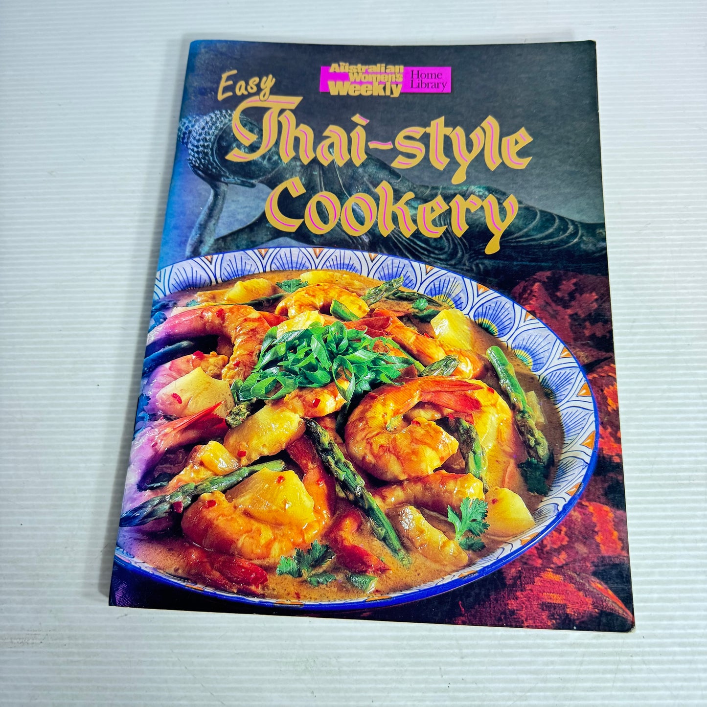 Thai Cookbook Bundle x 2 : Thailand & Australian Women's Weekly Easy Thai-Style Cookery (3042)