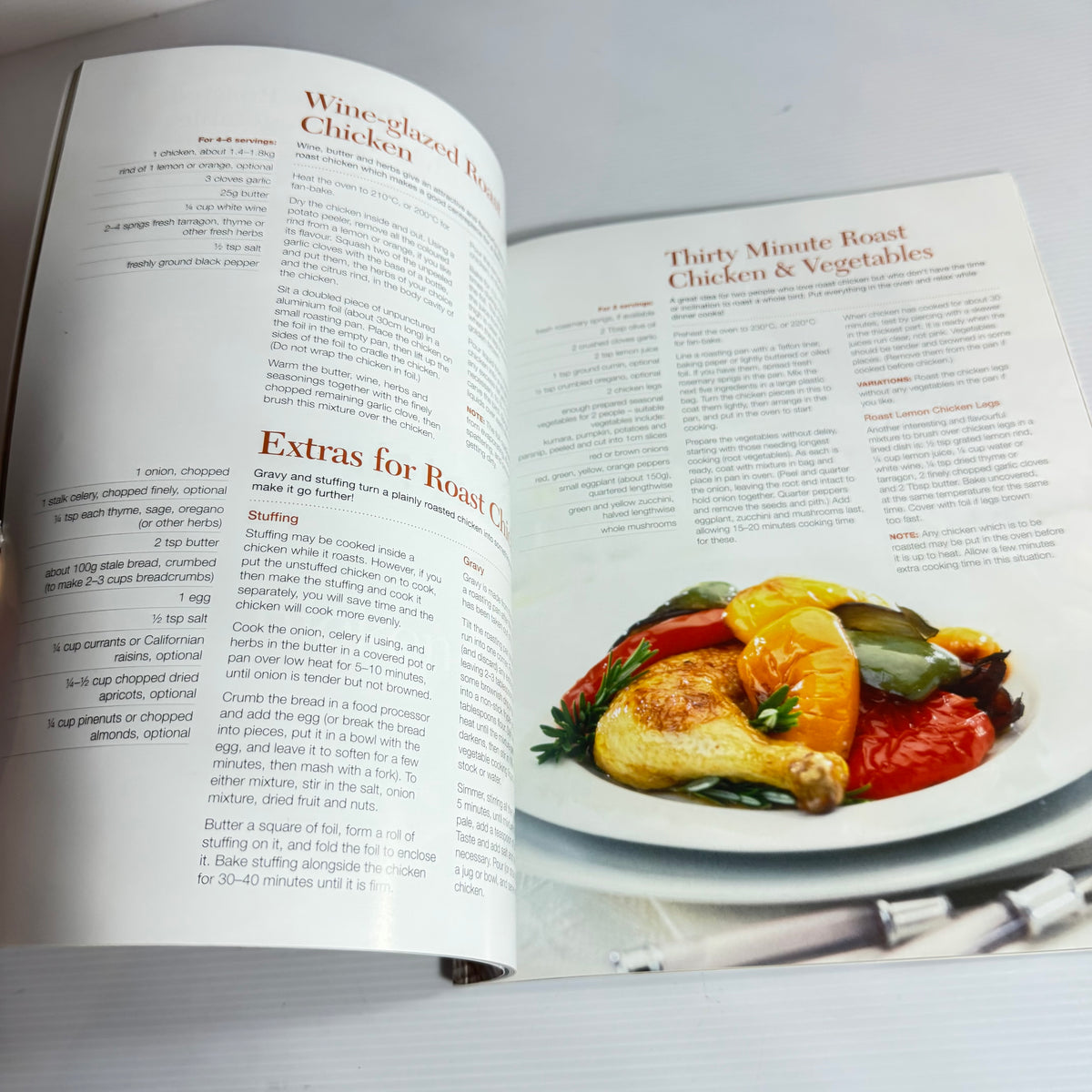 Simon & Alison Holst Cookbook Bundle x 3 : 100 Great Ways to Use Slow Cookers & Crockpots, The New Zealand Bread Book, 100 Favourite Ways with Chicken (3230)
