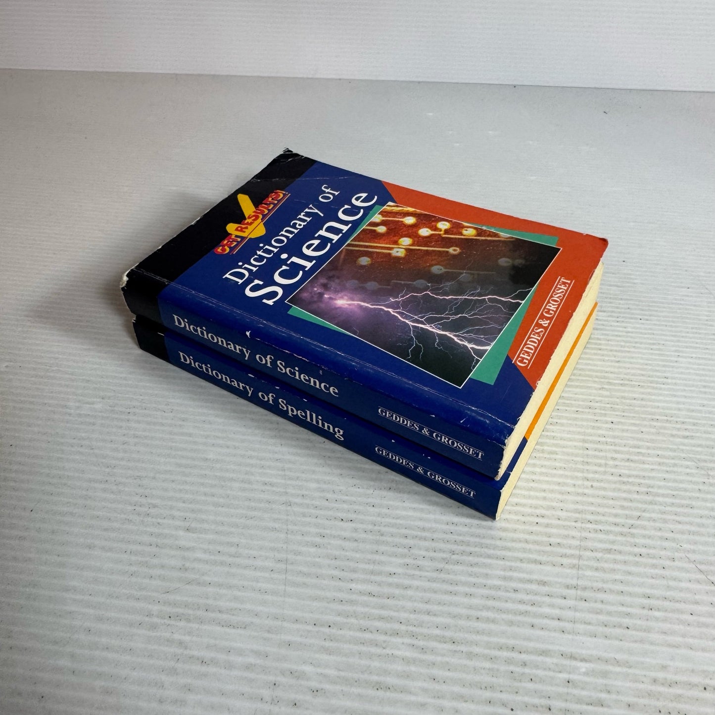 Dictionary of Science & Dictionary of Spelling Book Bundle x 2 - Geddes & Crosset