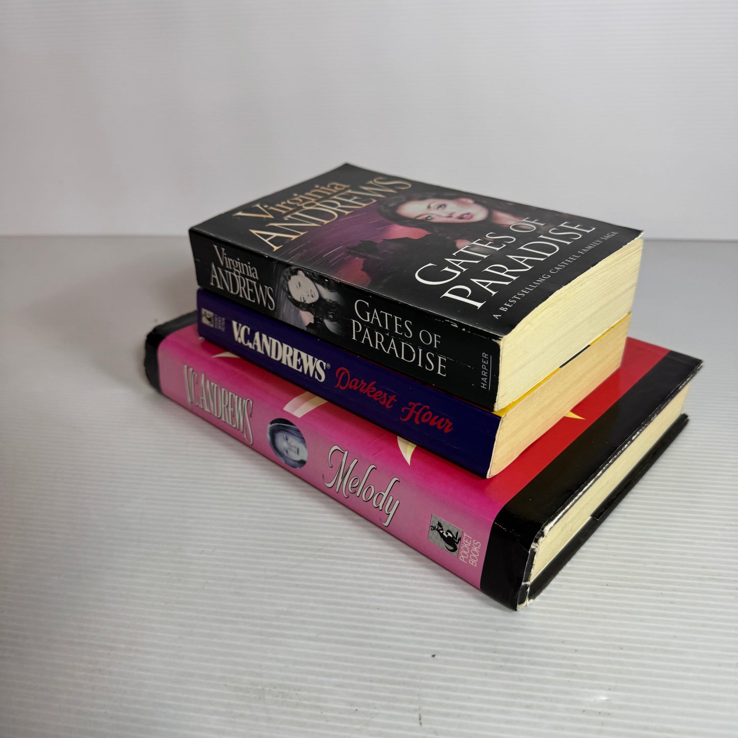 Virginia Andrews Book Bundle x 3 Books (2531)