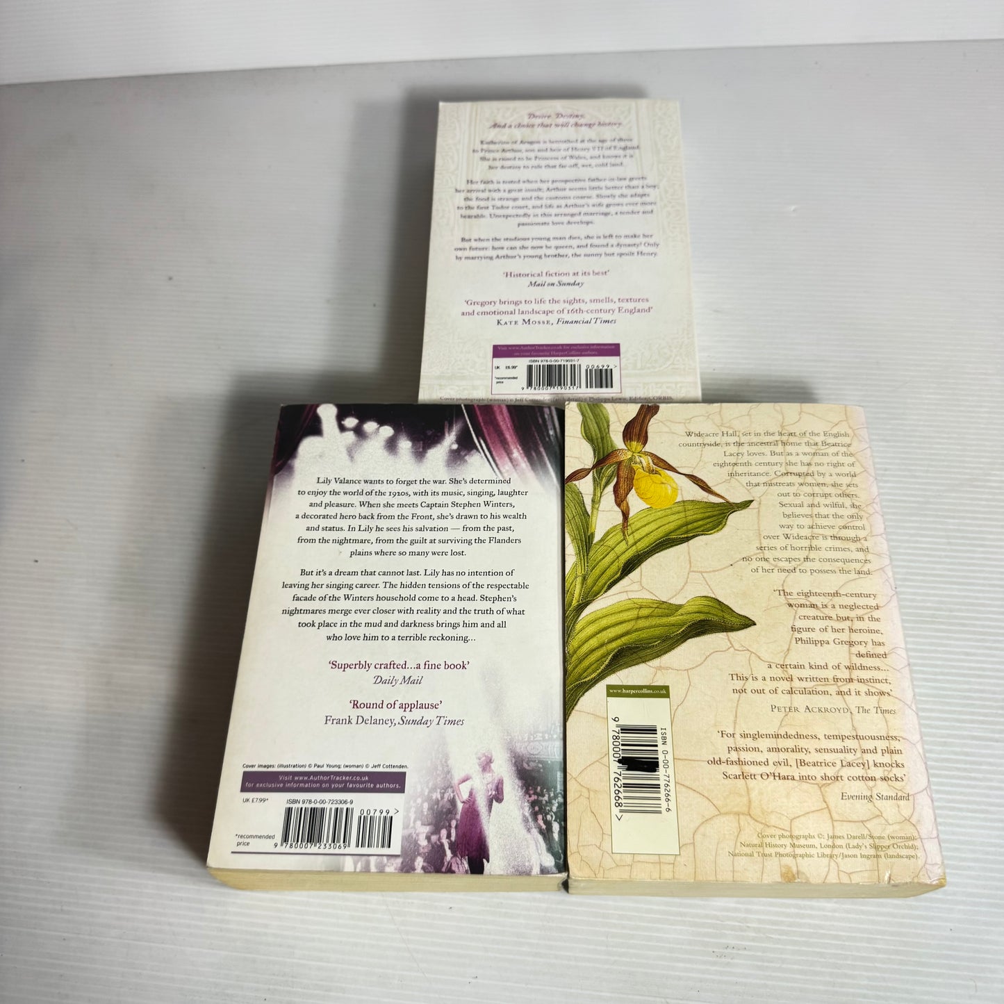 Philippa Gregory Book Bundle x 3 : The Constant Princess, Fallen Skies, Wideacre (2998)