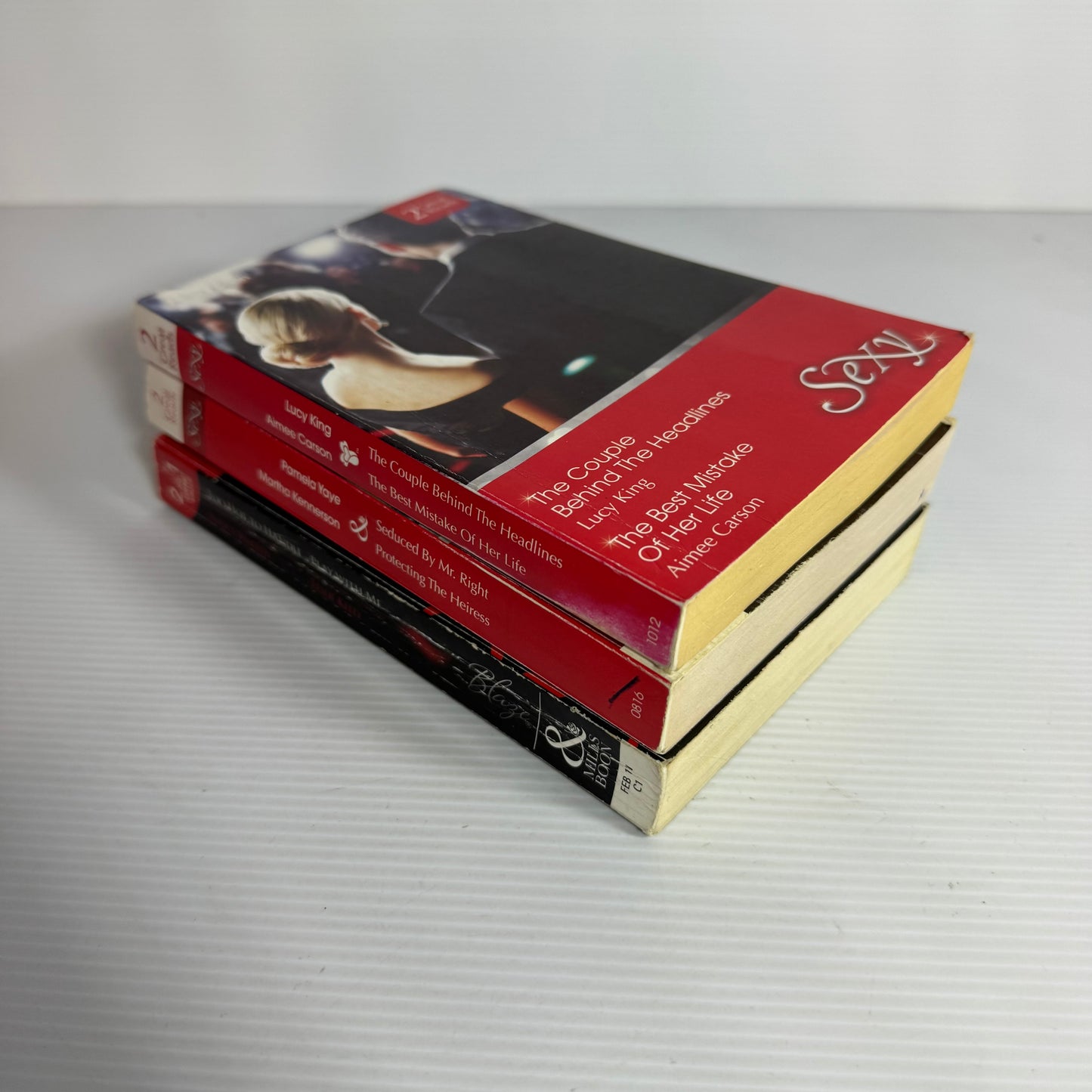 Mills & Boon Sexy and Blaze Book Bundle x 3 Books 6 Stories (3156)
