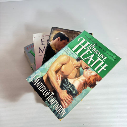 Vintage Historical Romance Book Bundle 4 x Books (2557)