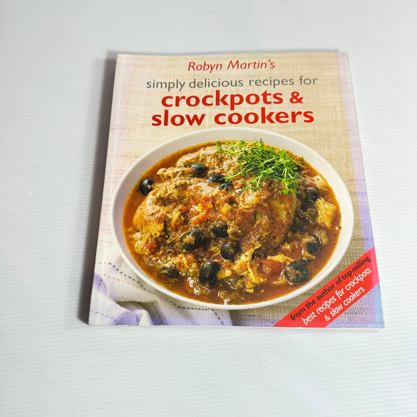 Robyn Martin's Crockpots & Slow Cooker Book Bundle x 2 : Simply Delicious Recipes & Best Recipes (3205)