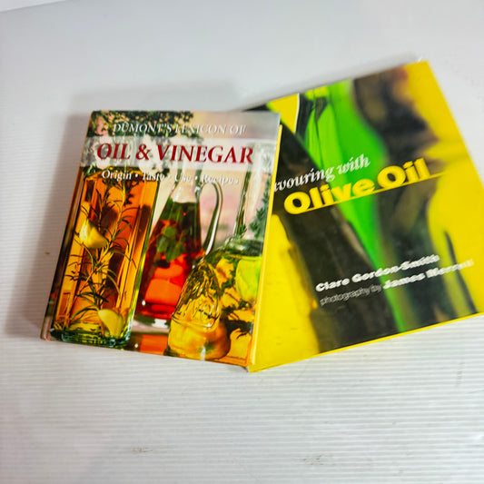 Olive Oil & Vinegar Book Bundle x 2 : Dumont's Lexicon of Oil & Vinegar, Flavouring with Olive Oil - Clare Gordon-Smith (2884)