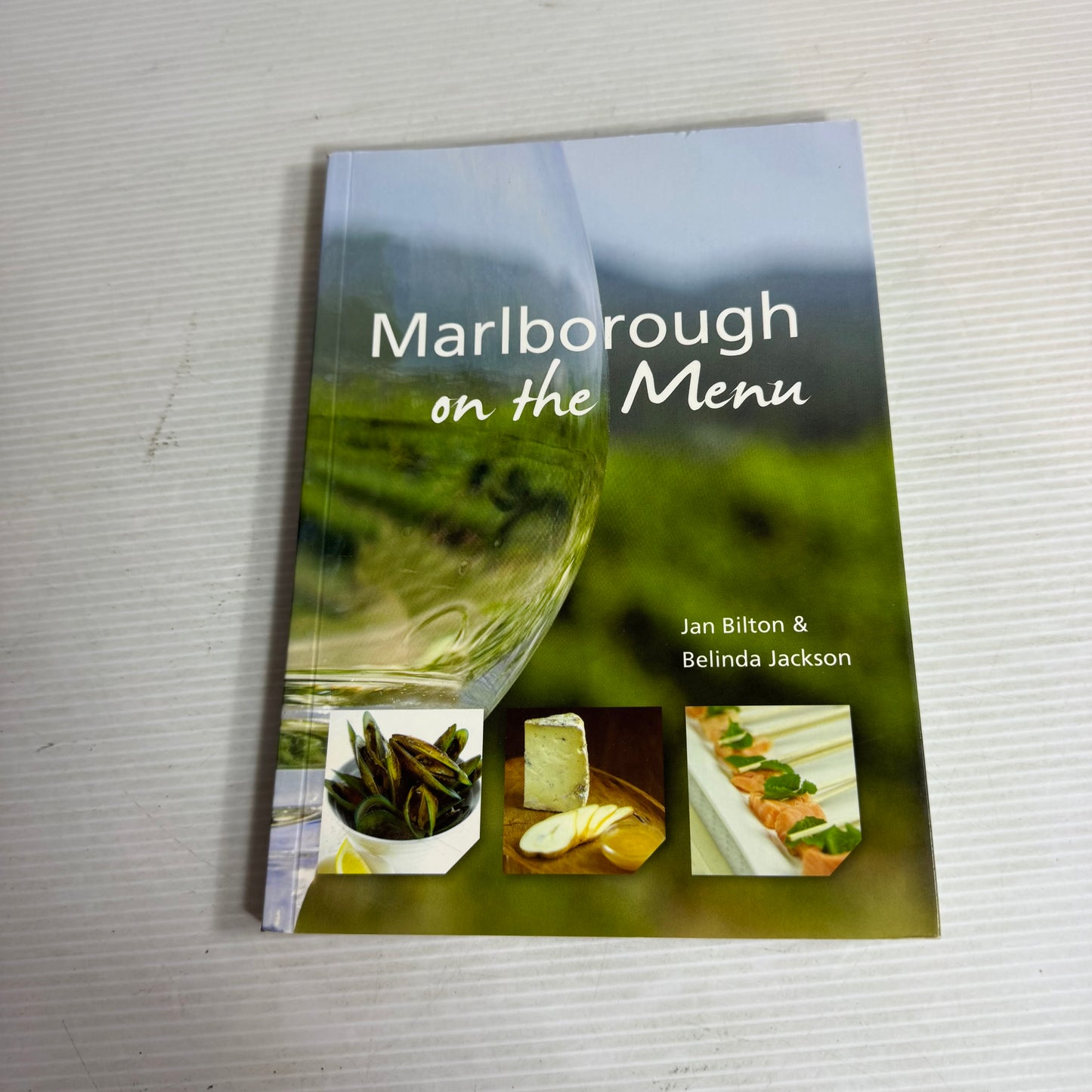 Nelson & Marlborough Cookbook Bundle x 3 : Marlborough on the Menu - Jan Bilton & Belinda Jackson, A Cook's Calendar - Maree Connolly, Food Central : Stories & Recipes from the Heart of Nelson(2902)