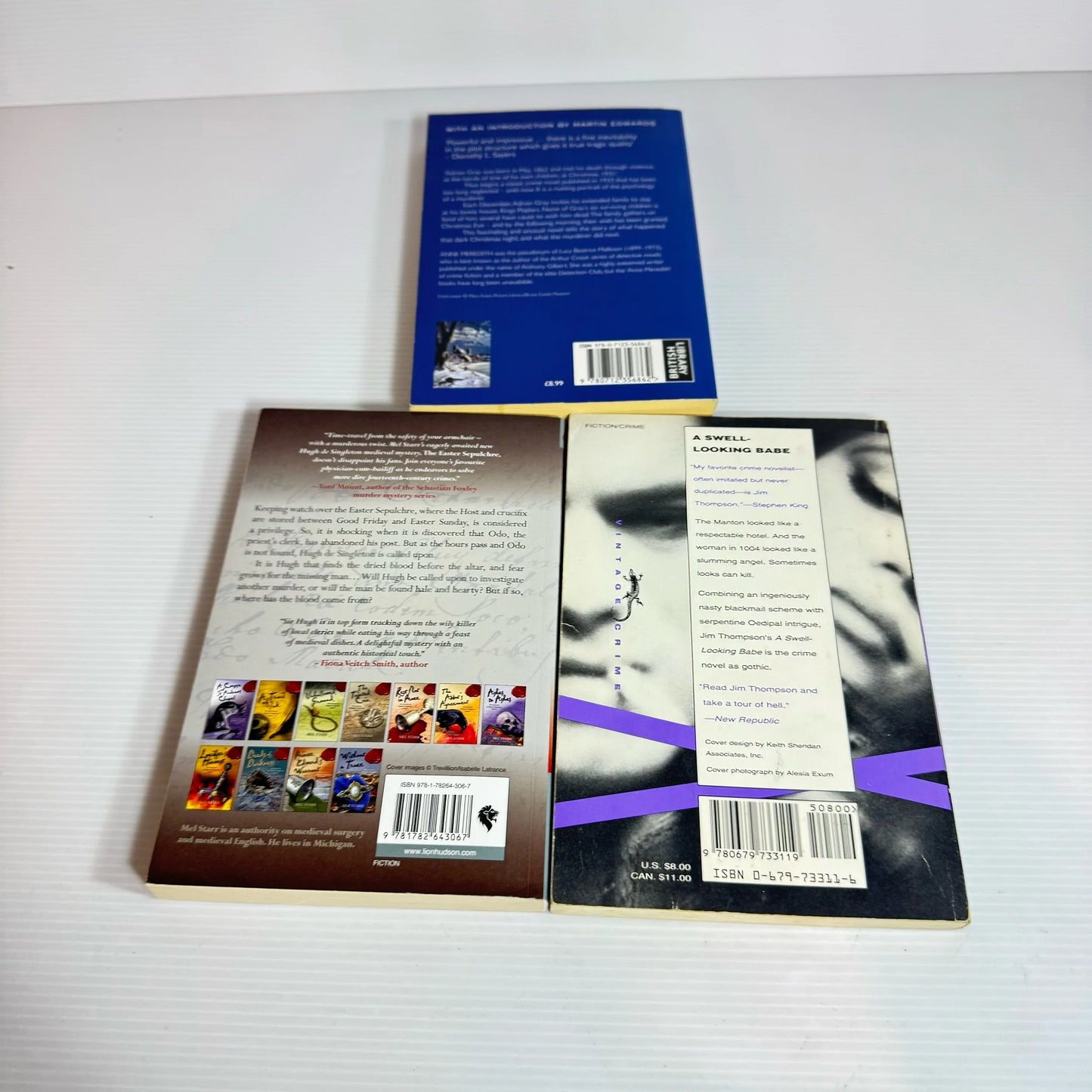 Crime/Mystery Book Bundle x 3 : Mixed Authors (2307)