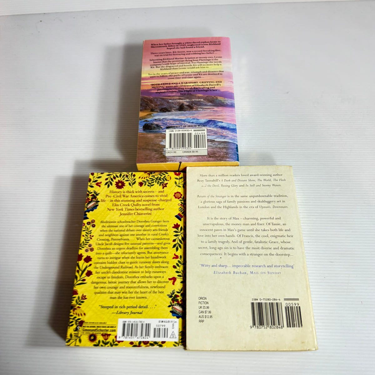 Historical Romance Bundle x 3 : The Flight of Flamingo - Elizabeth Darrell, The Return of the Stranger - Reay Tannahill, The Sugar Camp Quilt - Jennifer Chiaverini (3367)
