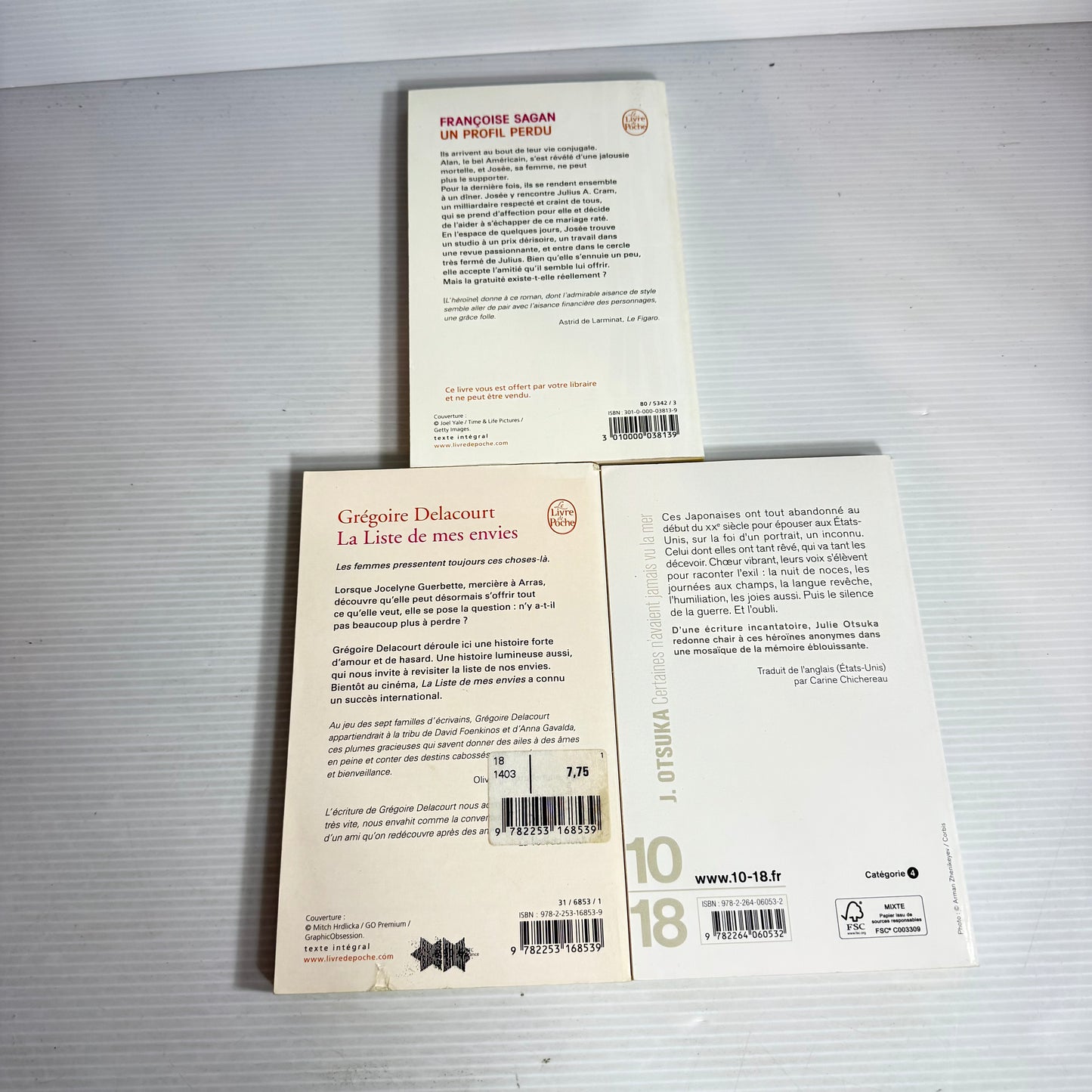 French Language Mixed Genre & Author Book Bundle x 3 Books (2569)