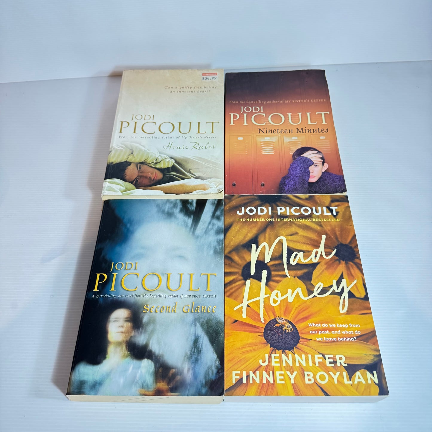 Jodi Picoult Book Bundle x 4 : House Rules, Nineteen Minutes, Second Glance, & Mad Honey(2446)