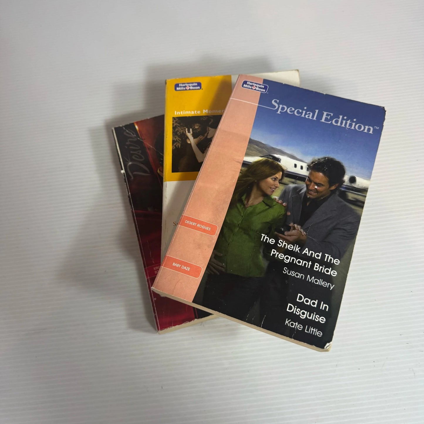 Mills & Boon Book Bundle x 3 Books 6 x Stories (2314)