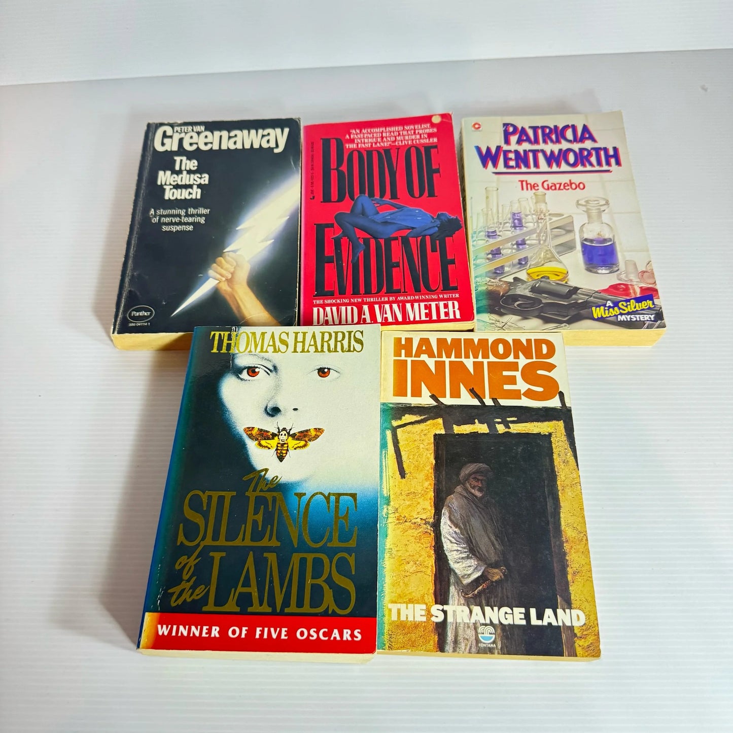 Thriller Book Bundle x 5 Books : Various Authors (2223)