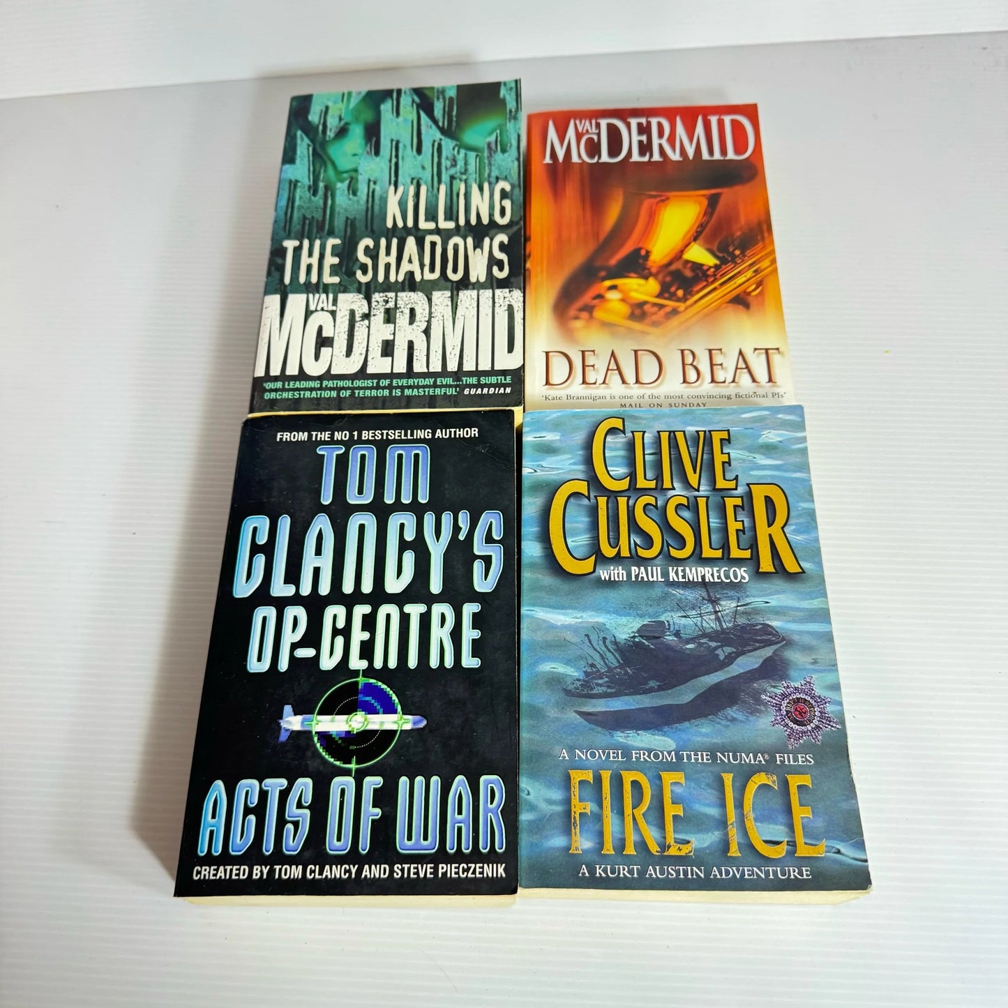 Suspense/Thriller Book Bundle x 4 : Various Authors (2131)