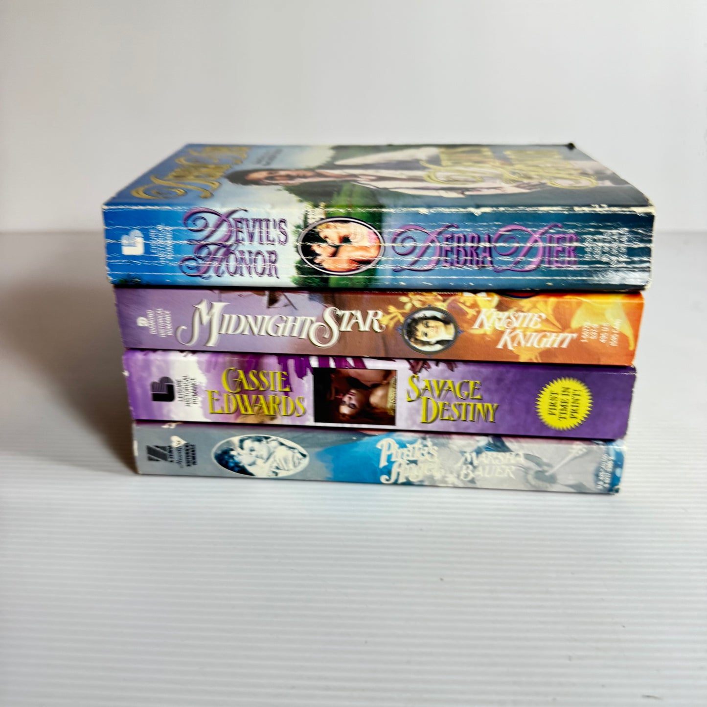 Historical Sexy Romance Book Bundle x 4 Books : Mixed Authors (3190)