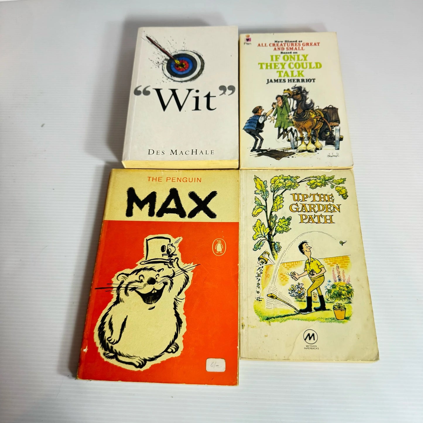 Vintage Humour Book Bundle : 4 Books - Mixed Authors (Vintage 1962 - 1997) (2217)