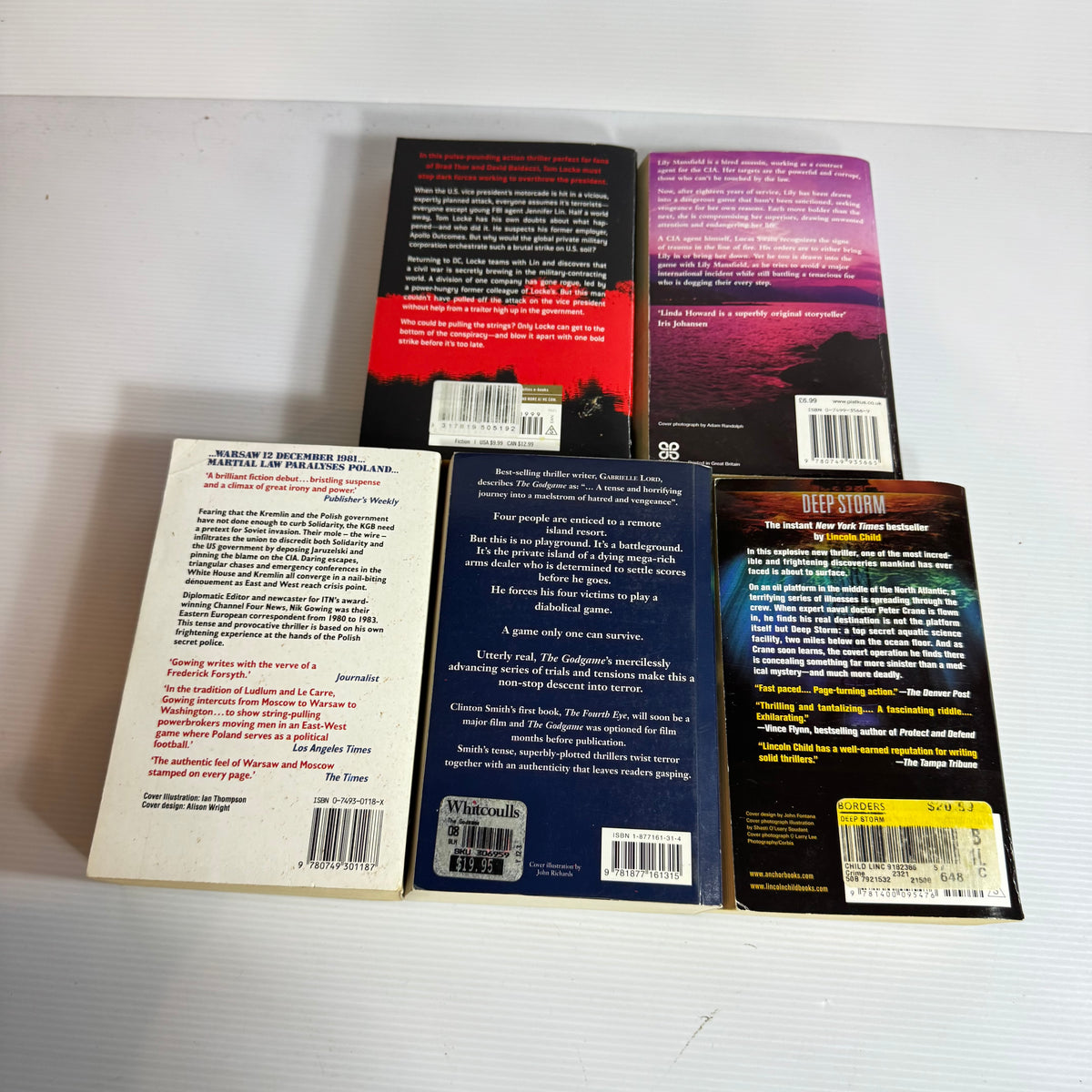 Crime Thriller Bundle x 5 : Kiss Me While I Sleep - Linda Howard, Deep Storm - Lincoln Child, The God Game - Clinton Smith, The Wire - Nik Gowing, High Treason - Sean McFate (3384)