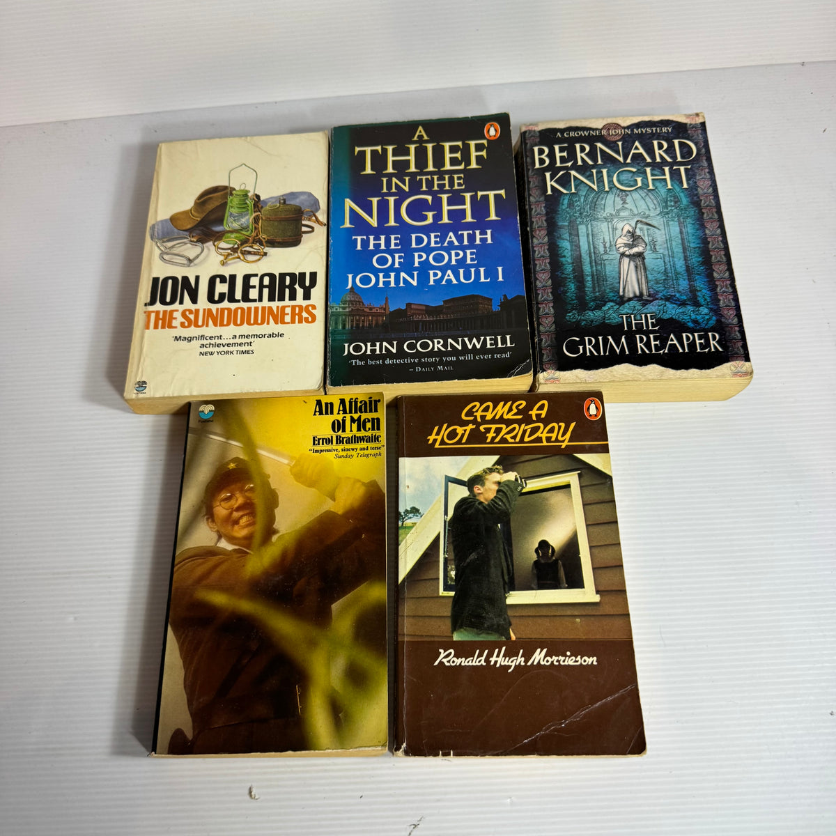 Vintage Crime Thriller Bundle x 5 : An Affair of Men - Errol Brathwaite, Came A Hot Friday - Ronald Hugh Morrieson, A Thief In The Night : The Death of Pope John Paul I - John Cornwell, The Grim Reaper - Bernard Knight, The Sundowners - Jon Cleary (3452)