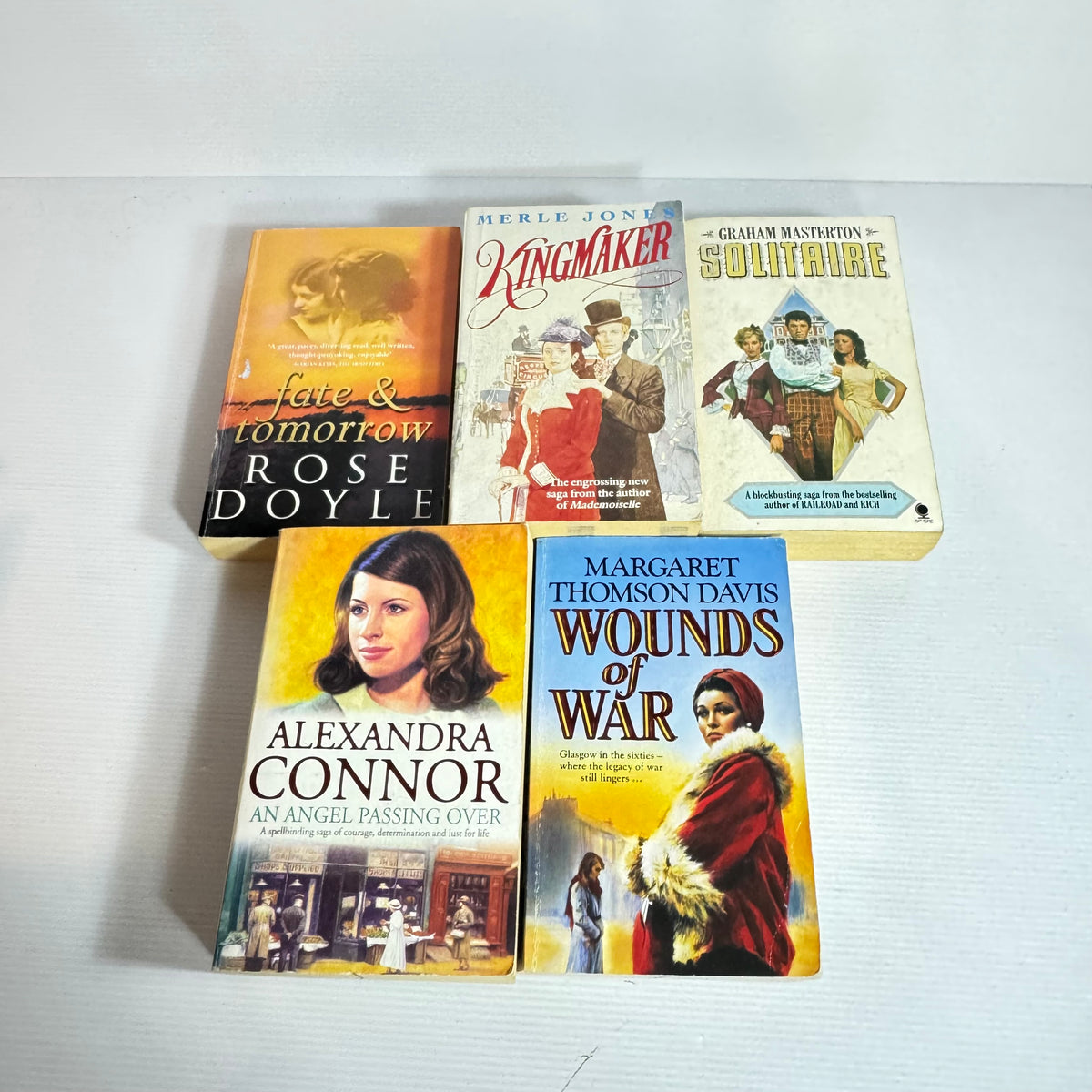 Historical Romance Bundle x 5 : Kingmaker - Merle Jones, Fate & Tomorrow - Rose Doyle, Solitaire - Graham Masterton, Wounds of War - Margaret Thomson Davis, An Angel Passing Over - Alexandra Connor (3376)