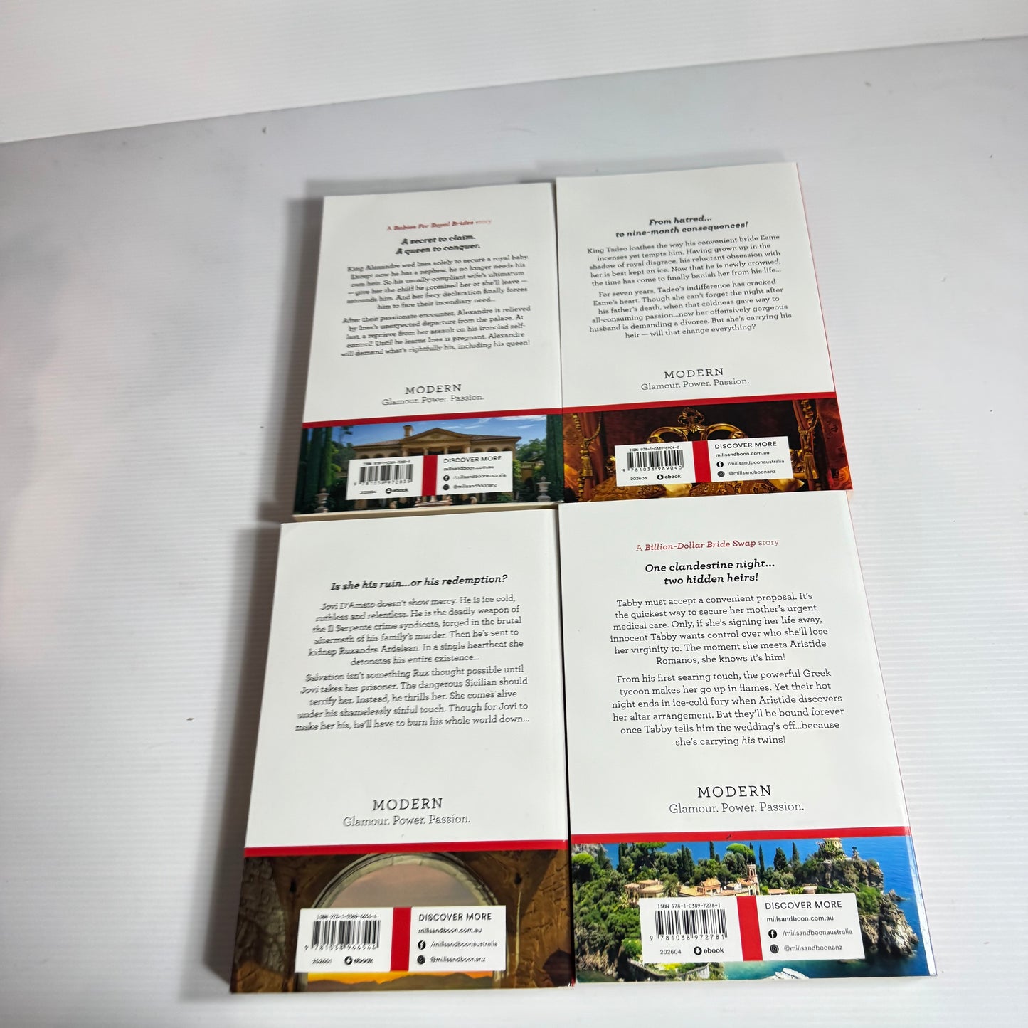 Mills & Boon Modern Large Book Bundle x 4 Books (3137)