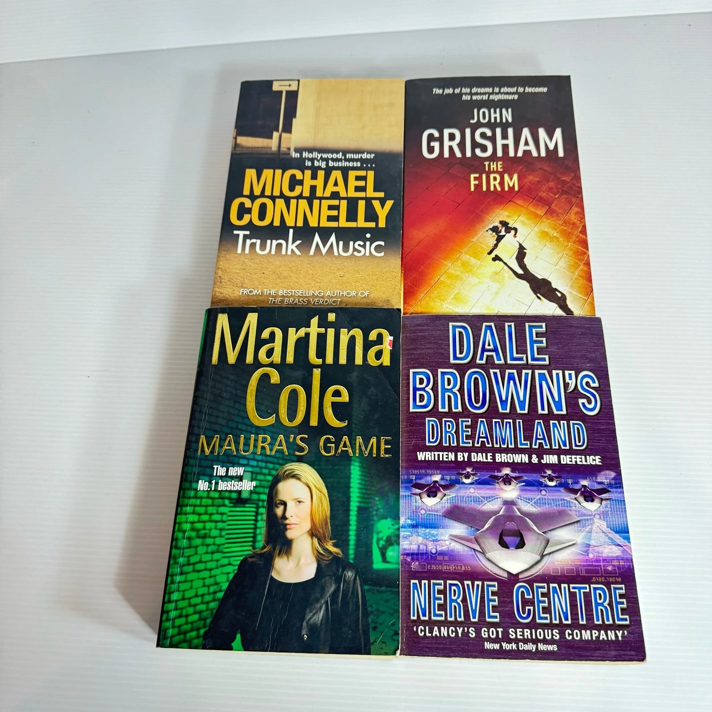 Suspense/Thriller Book Bundle x 4 Books : Various Authors (330)
