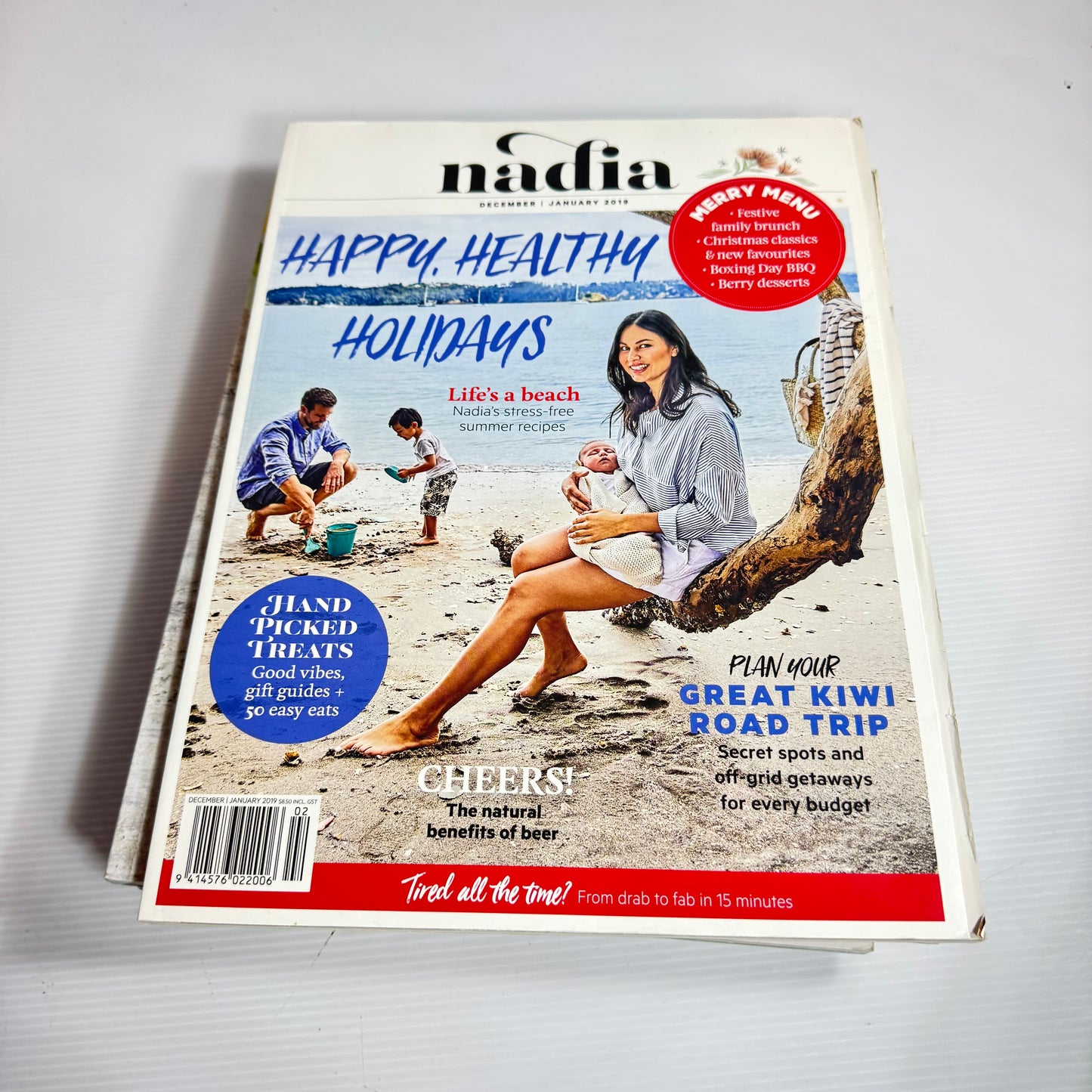 Cookbook Magazine Book Bundle x 5 : Essentially Food, NZ House & Garden, Nadia (3301)