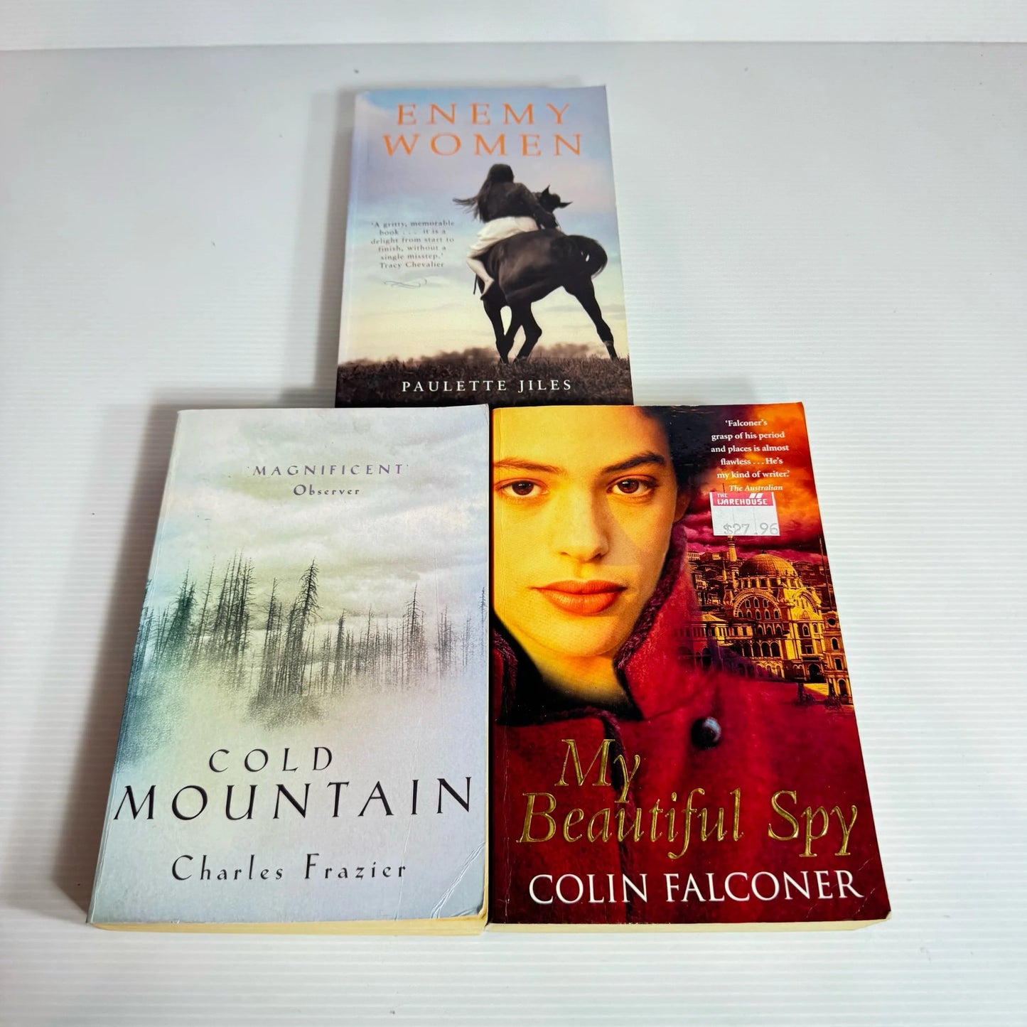 Historical Fiction Book Bundle x 3 Books : Various Authors (2149)