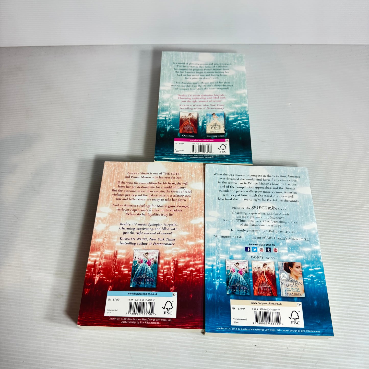 Kiera Cass Selection Book Bundle x 3 : The Selection, The Elite, The One (3002)