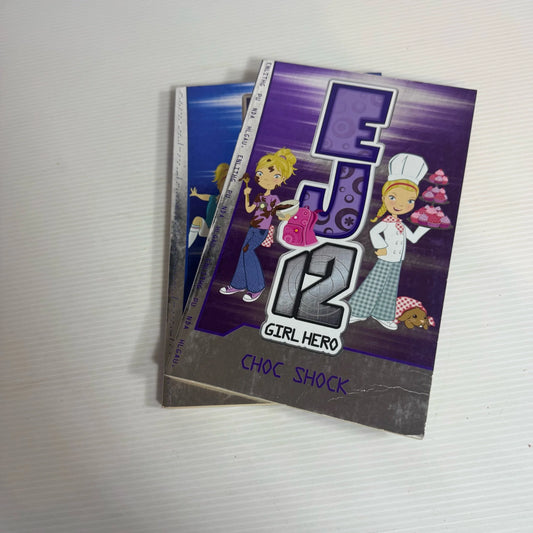 EJ12 Girl Hero Book Bundle x 2 Books : On The Ball & Choc Shock (2322)