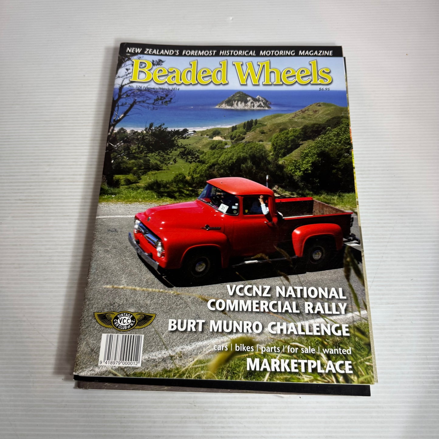2011-2014 Vintage Beaded Wheels Magazine Bundle x 25 Magazines (2623)