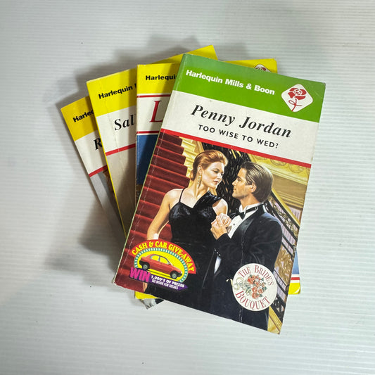 Mills & Boon Vintage Book Bundle x 4 Books (2405)