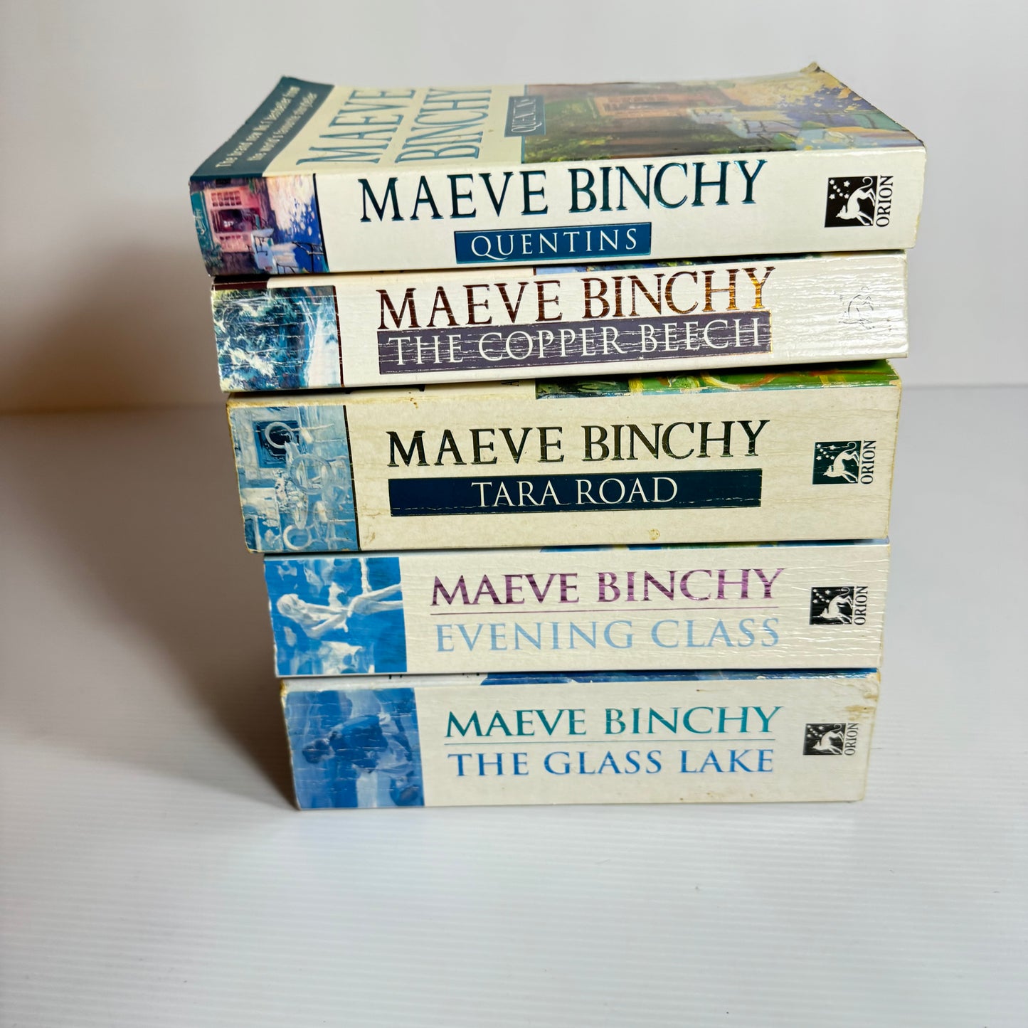 Maeve Binchy Small Paperback Bundle x 4 : Quetins, The Copper Beech, Tara Road, Evening Class, The Class Lake (3101)