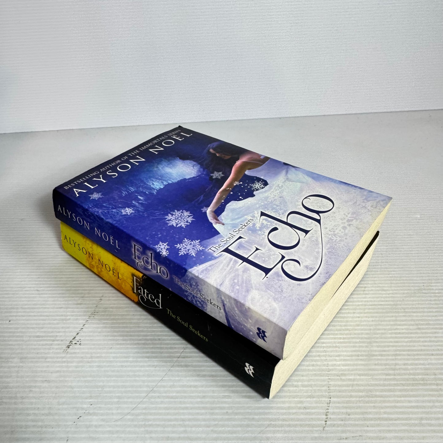 Alyson Noel The Soul Seekers Book Bundle x 2 : Echo & Fated (3001)