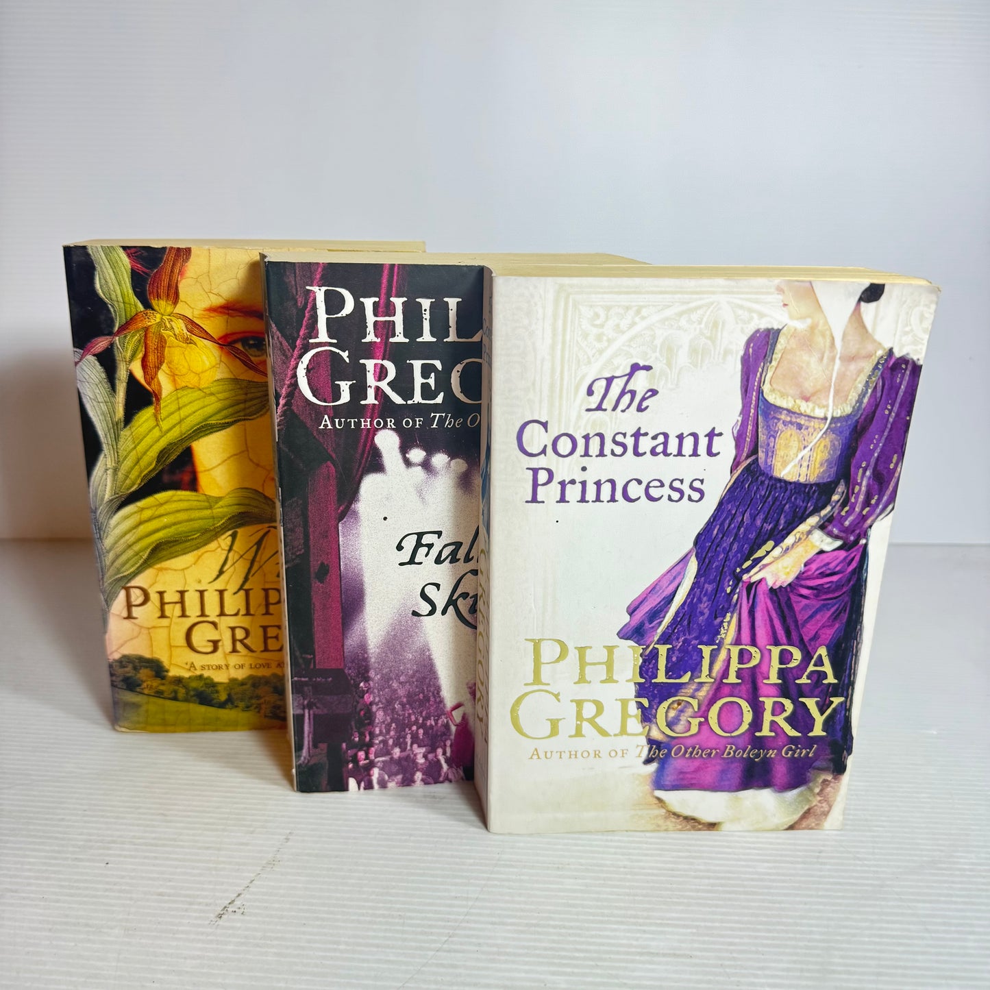 Philippa Gregory Book Bundle x 3 : The Constant Princess, Fallen Skies, Wideacre (2998)