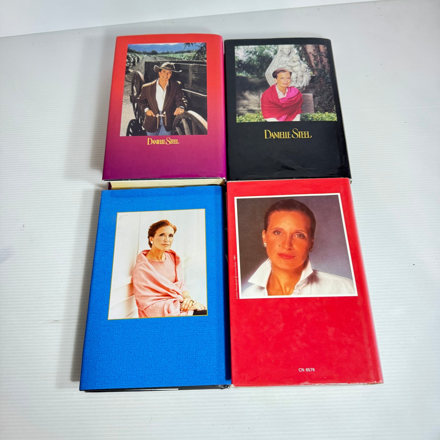 Danielle Steel Medium Hardcover Book Bundle x 4 Books (2461)