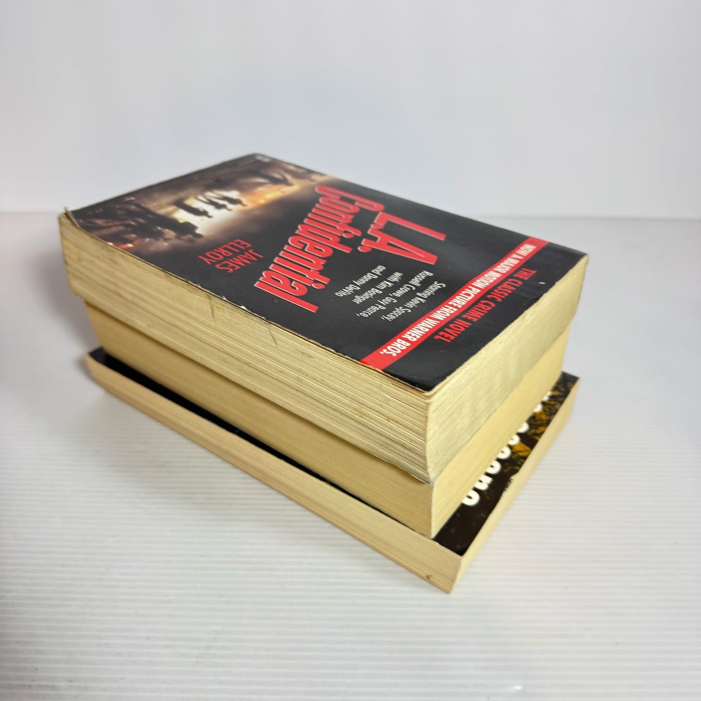 Crime Novel Book Bundle x 3 : Mixed Authors (2287)