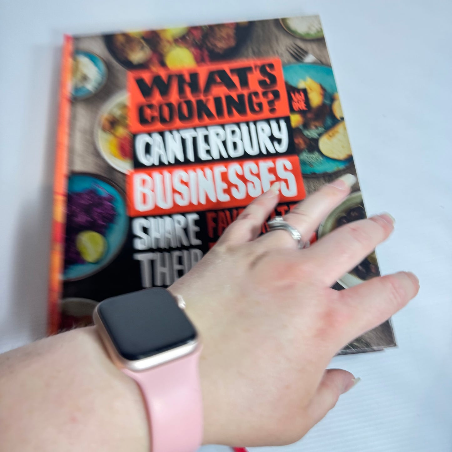 What's Cooking? Book Bundle x 2 Books (3195)