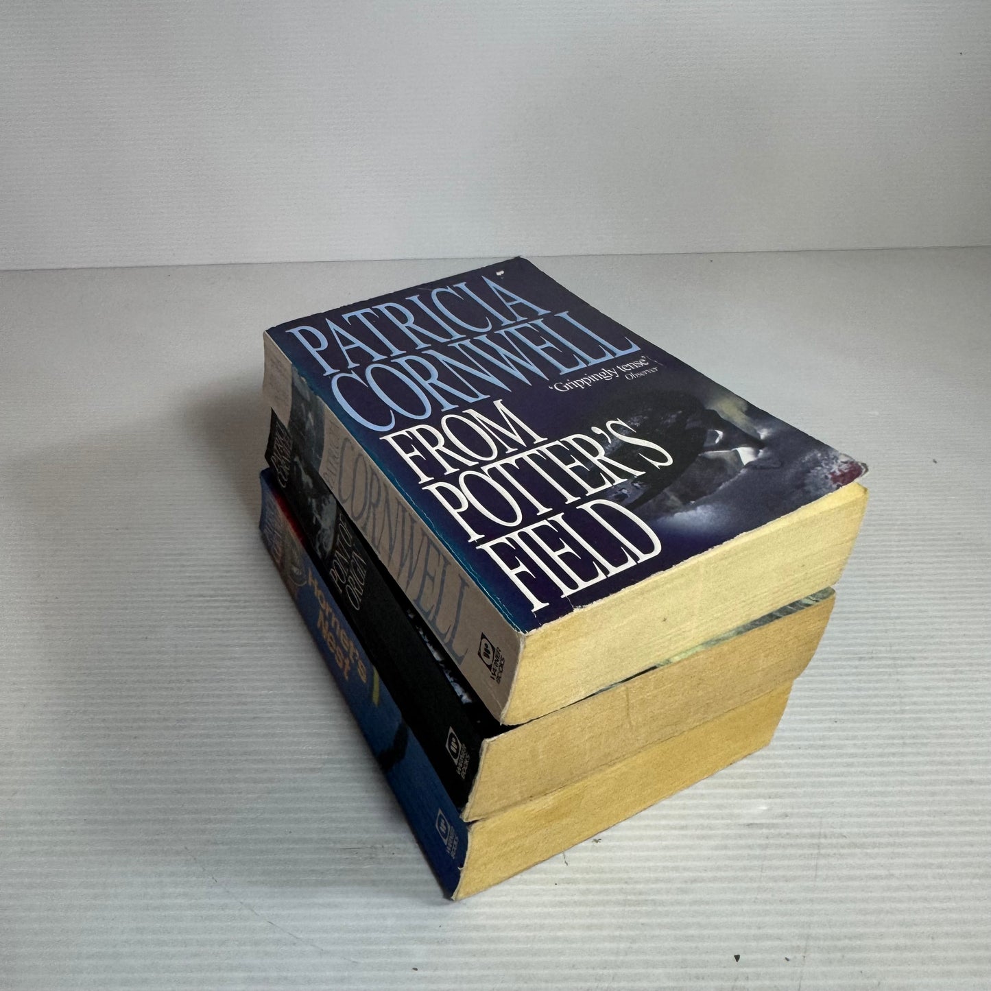 Patricia Cornwell Book Bundle x 3 Books : From Potter's Field, Hornet's Nest, Point of Origin (2595)