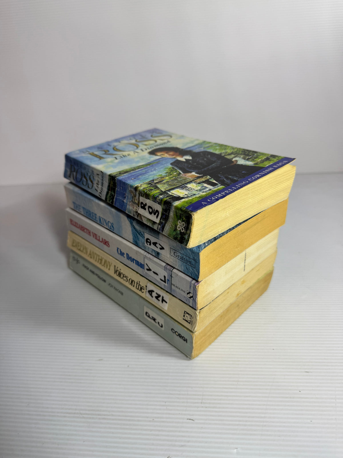 Historical Romance Bundle x 5 : Like A Diamon - Malcolm Ross, The Three Kings - Doris Davidson, Voices on the Wind - Evelyn Anthony, Pack and Follow - Joy Packer, The Normandie Affair - Elizabeth Villars (3394)