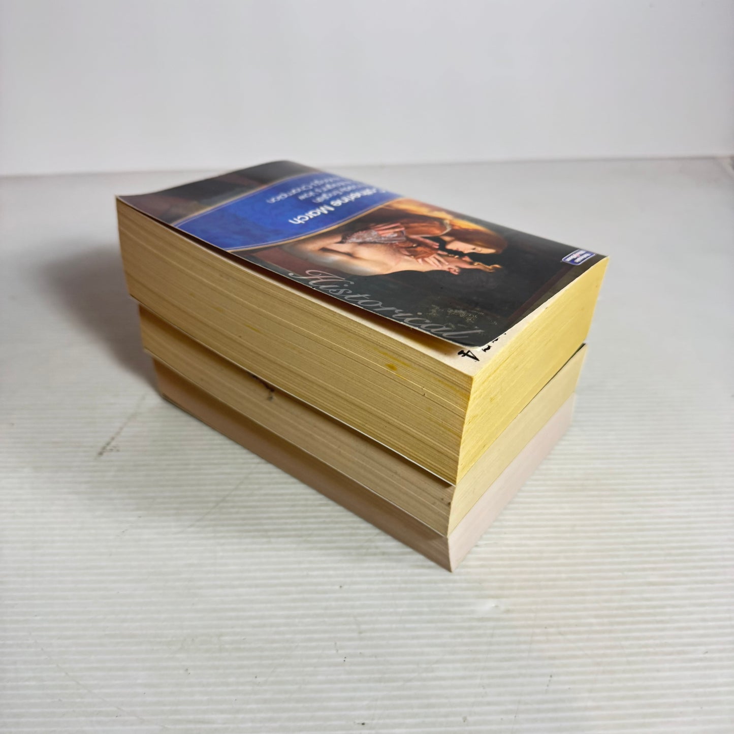 Mills & Boon Historical Romance Book Bundle x 3 Books 7 Stories (3025)