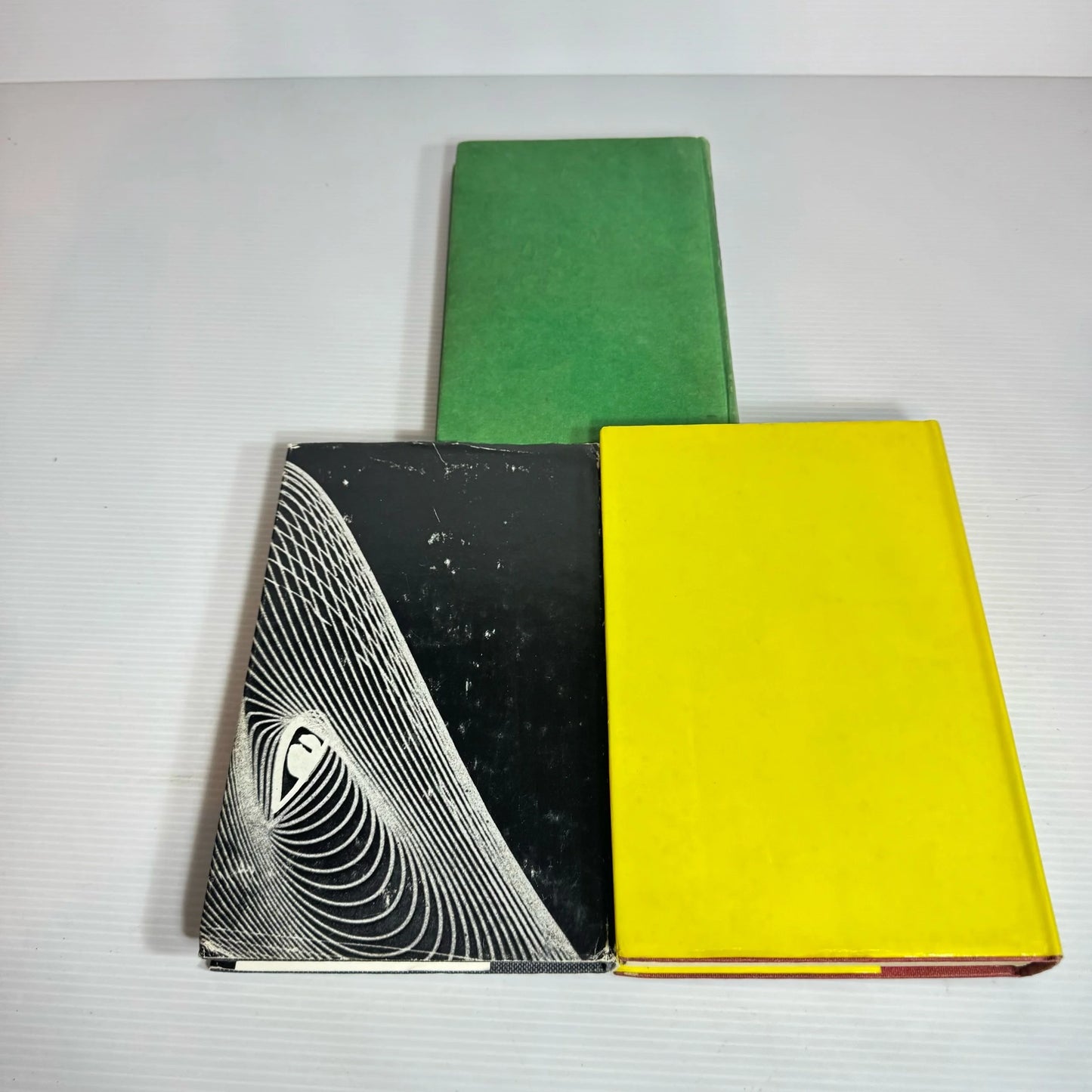 Science Fiction Vintage Book Bundle x 3 : Mixed Authors (2356)
