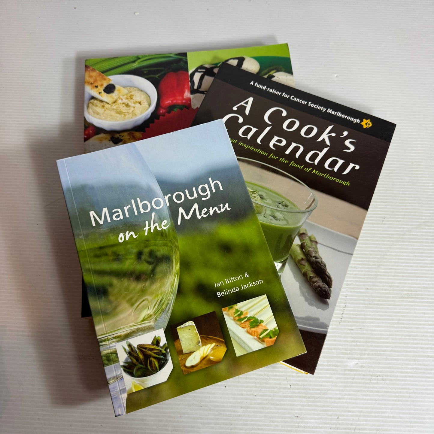 Nelson & Marlborough Cookbook Bundle x 3 : Marlborough on the Menu - Jan Bilton & Belinda Jackson, A Cook's Calendar - Maree Connolly, Food Central : Stories & Recipes from the Heart of Nelson(2902)