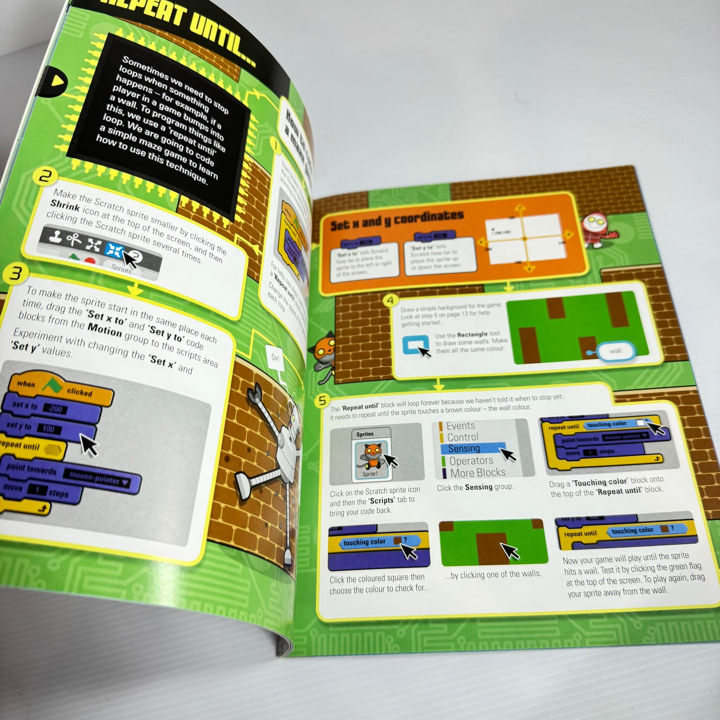 How to Code : A Step-by-Step Guide to Computer Coding Books 1 , 2, 3 & 4 - Make Wainewright (3102)