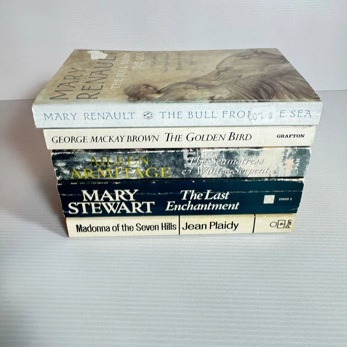 Historical Book Bundle x 5 Books Mixed Authors (2167)