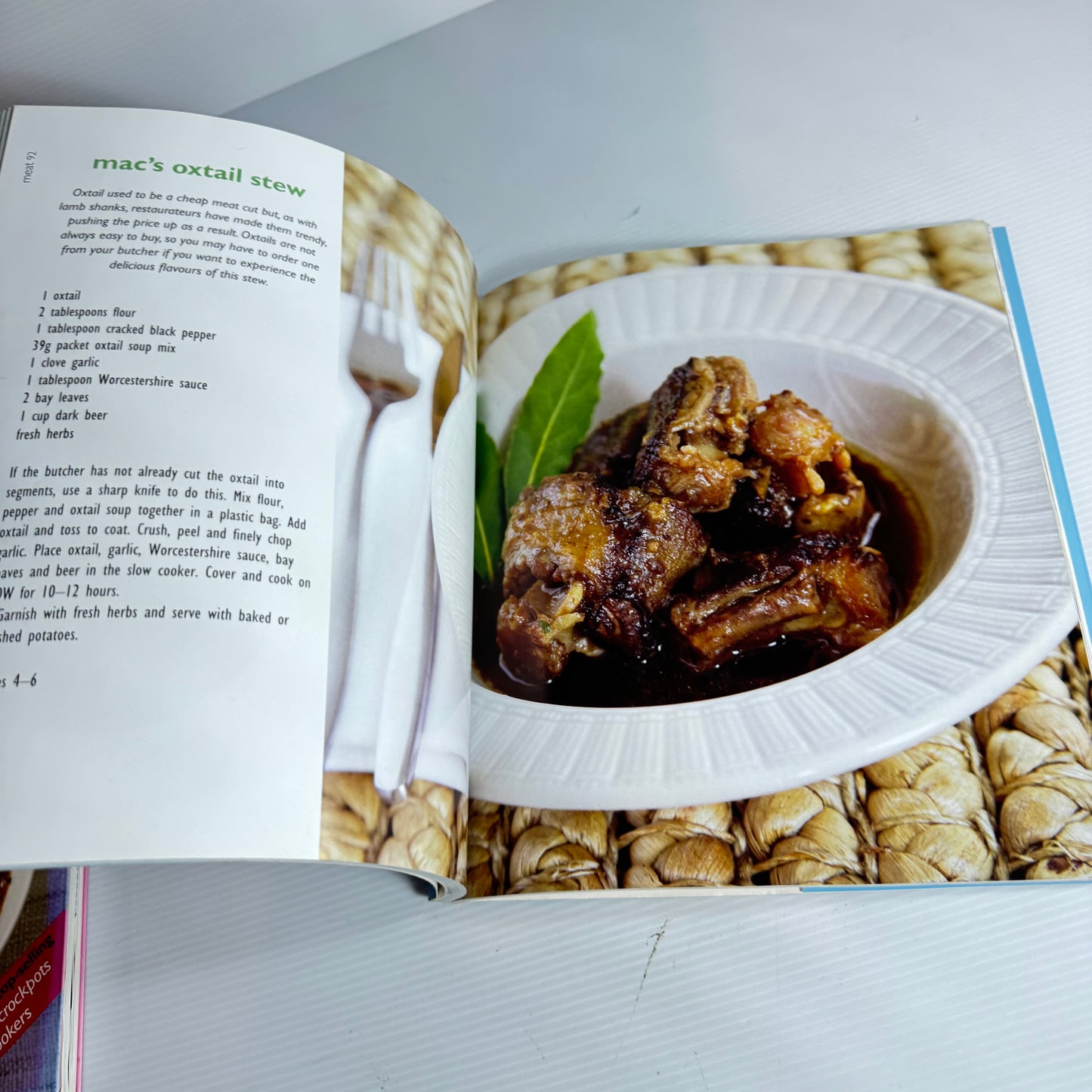 Robyn Martin's Crockpots & Slow Cooker Book Bundle x 2 : Simply Delicious Recipes & Best Recipes (3205)