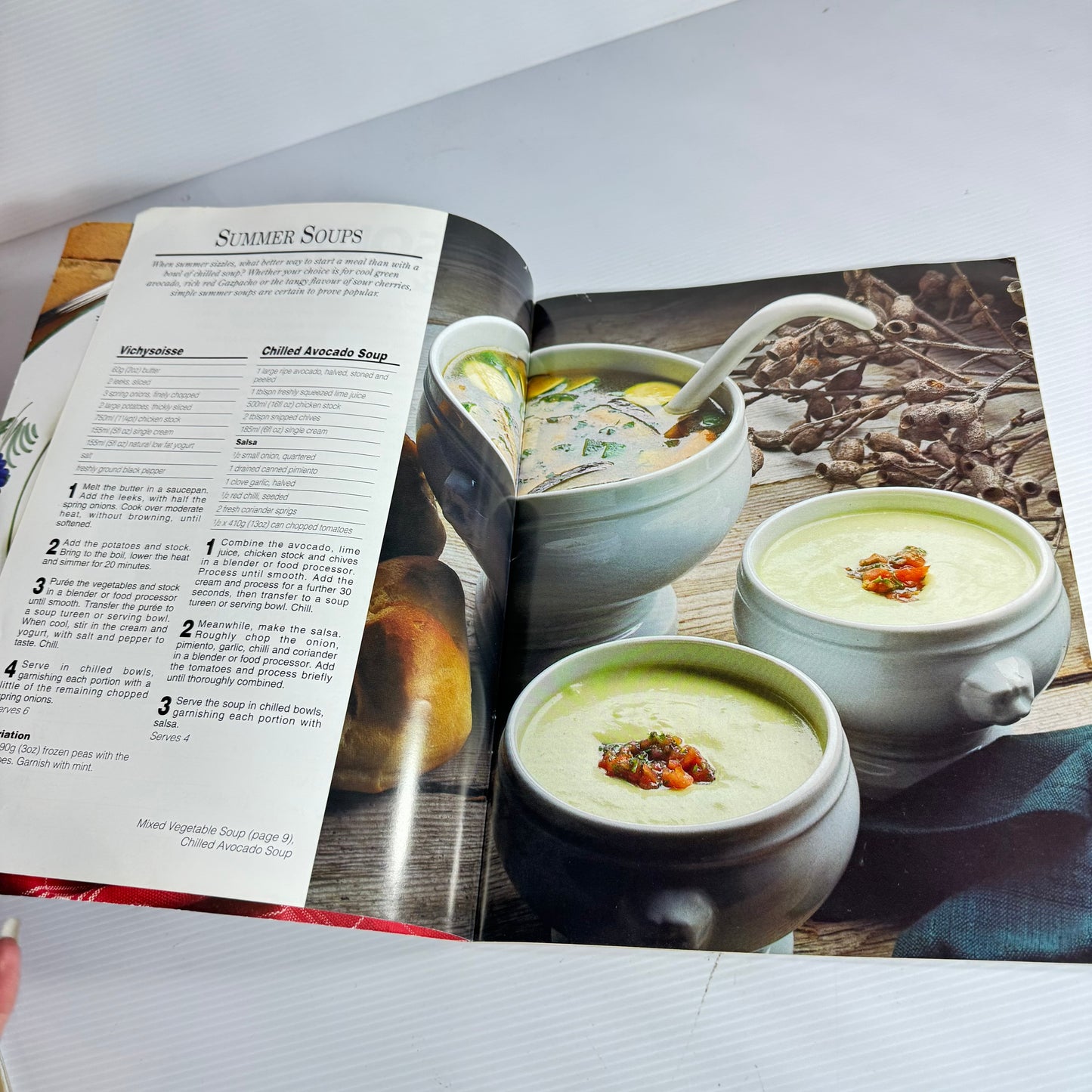 Soups & Starters Book Bundle x 2 : Soups & Starters - The Kitchen Collection & Quick'n'Easy Soups (3180)