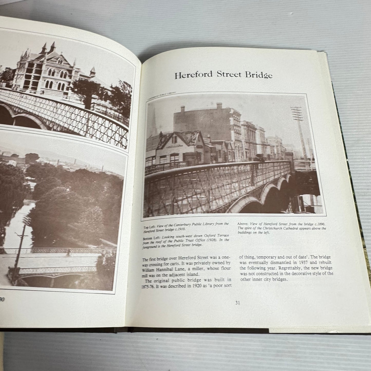 Christchurch City Book Bundle x 2 Books : Buildings &amp; Bridges of Christchurch New Zealand (Vintage 1981 First Edition) - Gwenda Turner &amp; Christchurch : A City of Light - Mark Alexander (Vintage 1990)(2811)