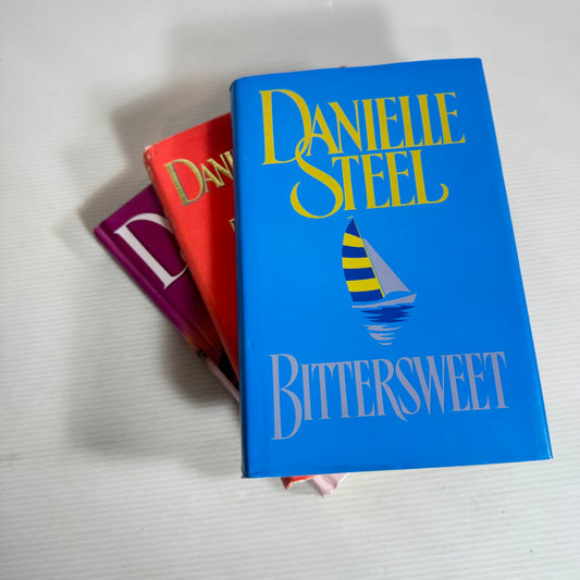 Danielle Steel Book Bundle x 3 Books : Safe Harbour, Special Delivery, Bittersweet (2534)