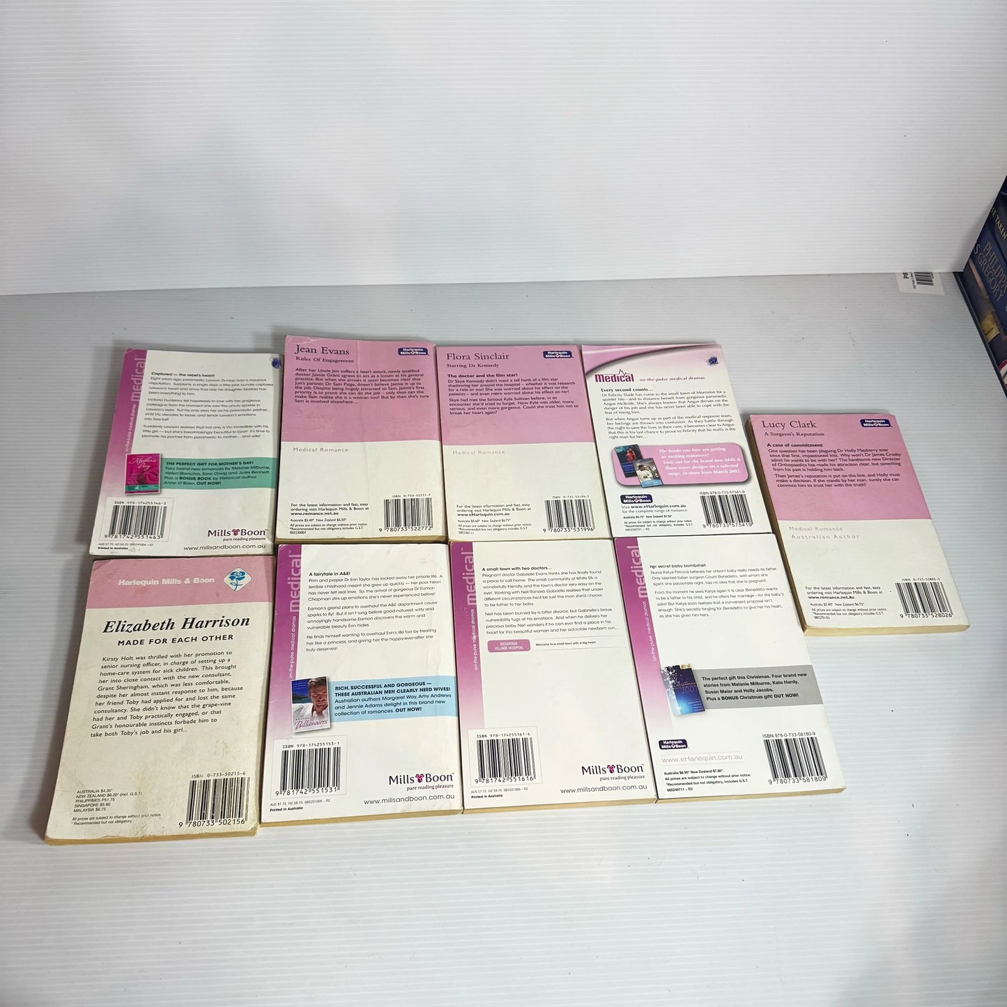 Mills & Boon Medical Romance Book Bundle x 9 Books (2284)