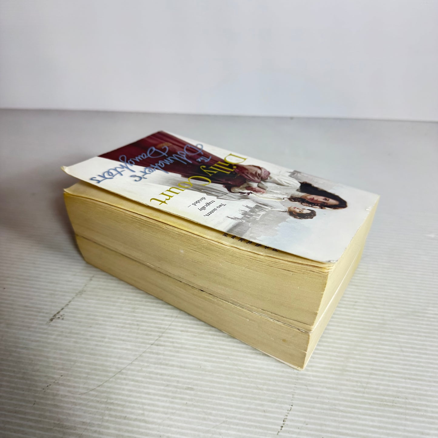 Dilly Court Book Bundle x 2 : The Dollmaker's Daughters & A Loving Family (3033)